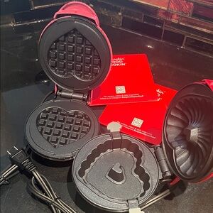 🎁NEW2 Heart and Bundt Mini Waffle Maker - ❤️💗🎁